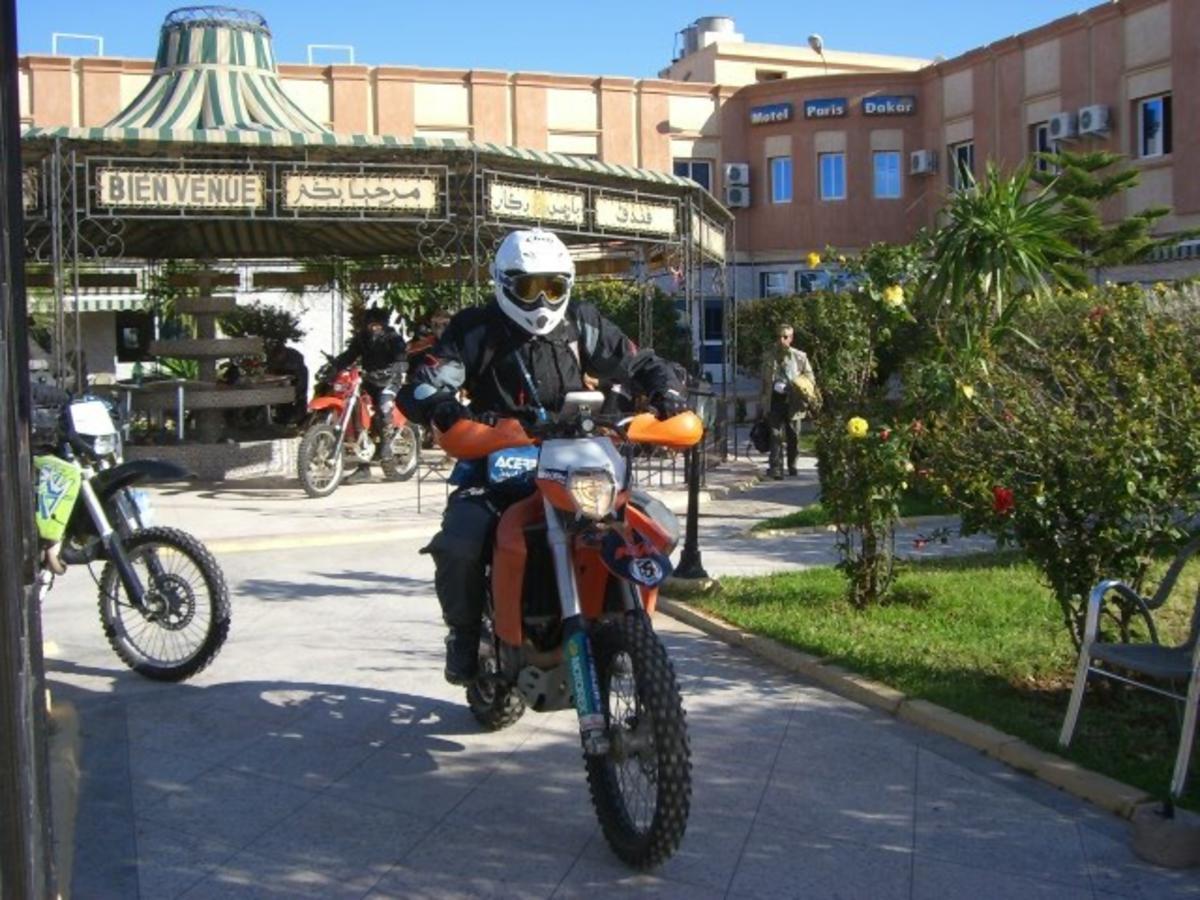 Motel Paris Dakar Selouane Exterior photo